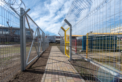 Gard bordurat pentru imprejmuiri industriale